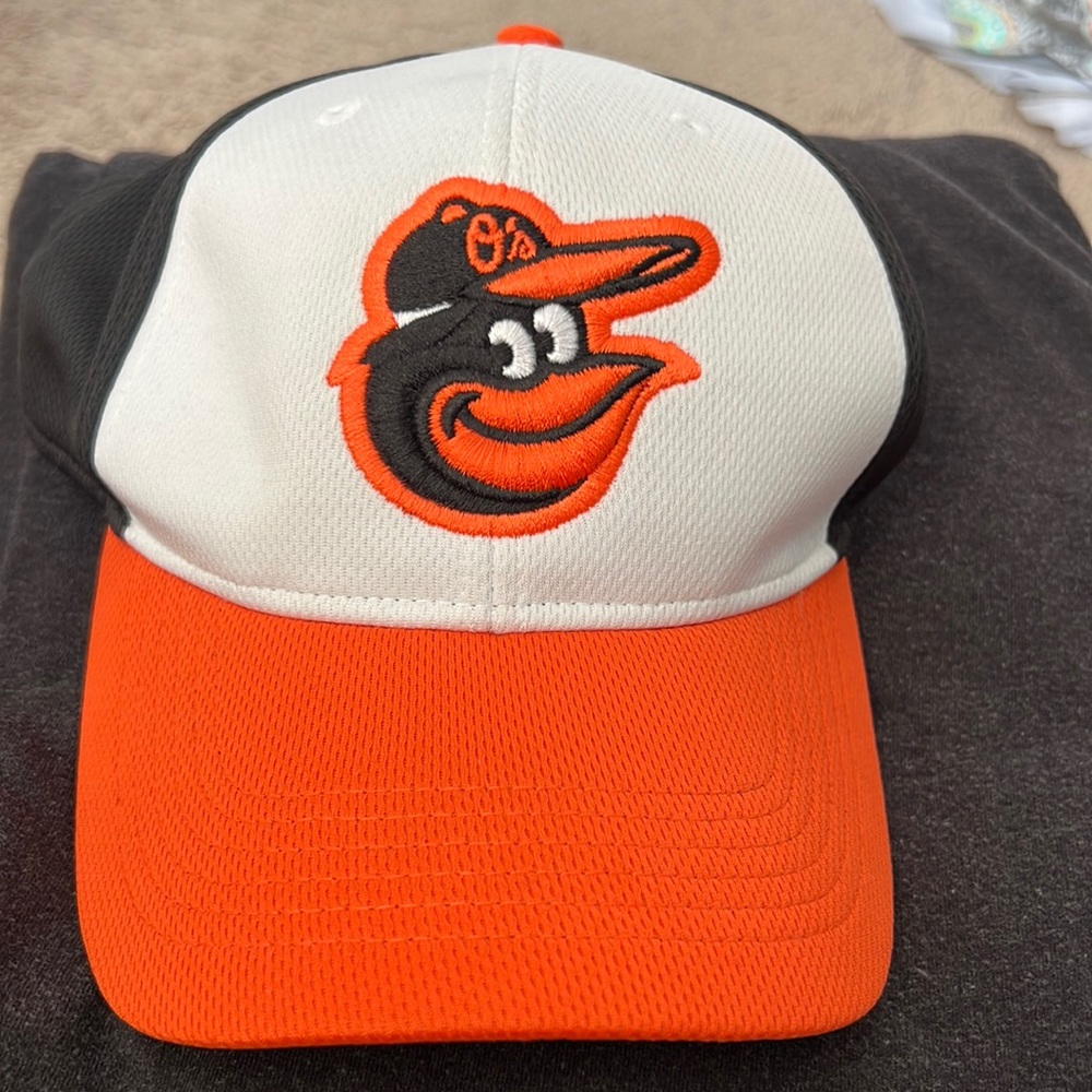 Oriole baseball hat